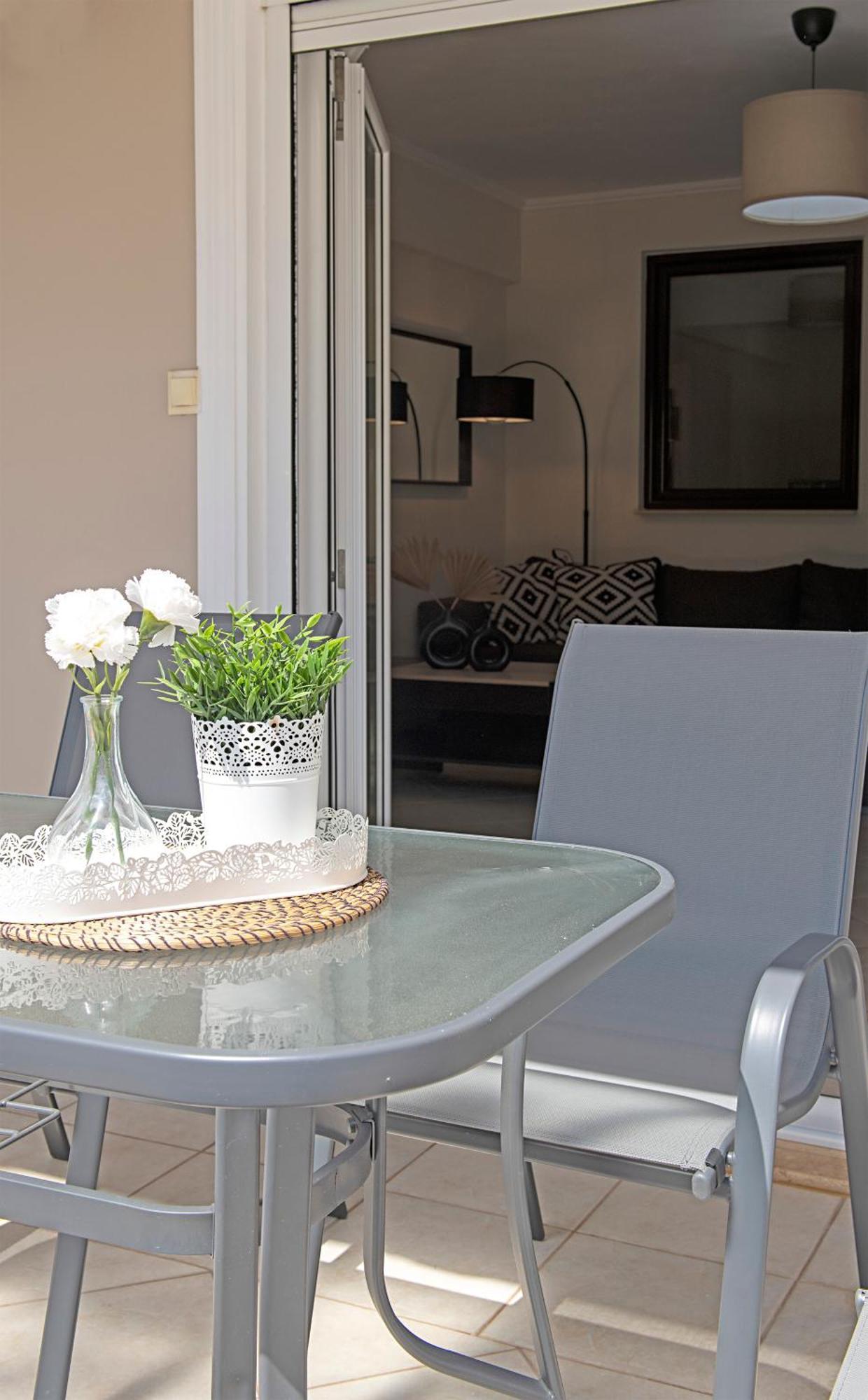 Apartment Sunset Luxury Flogita